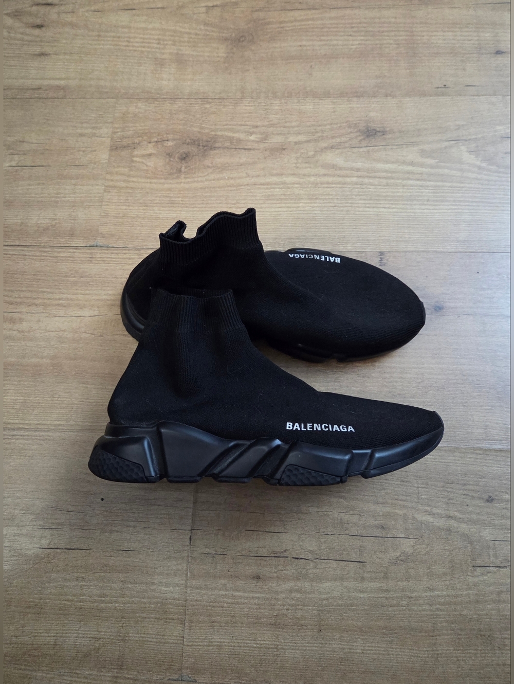BALENCIAGA Speed Sneakers - Picture 4 of 10